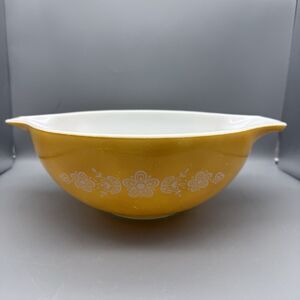 Vintage Pyrex Butterfly Gold Cinderella Nesting Mixing Bowl #444 4 Qt.